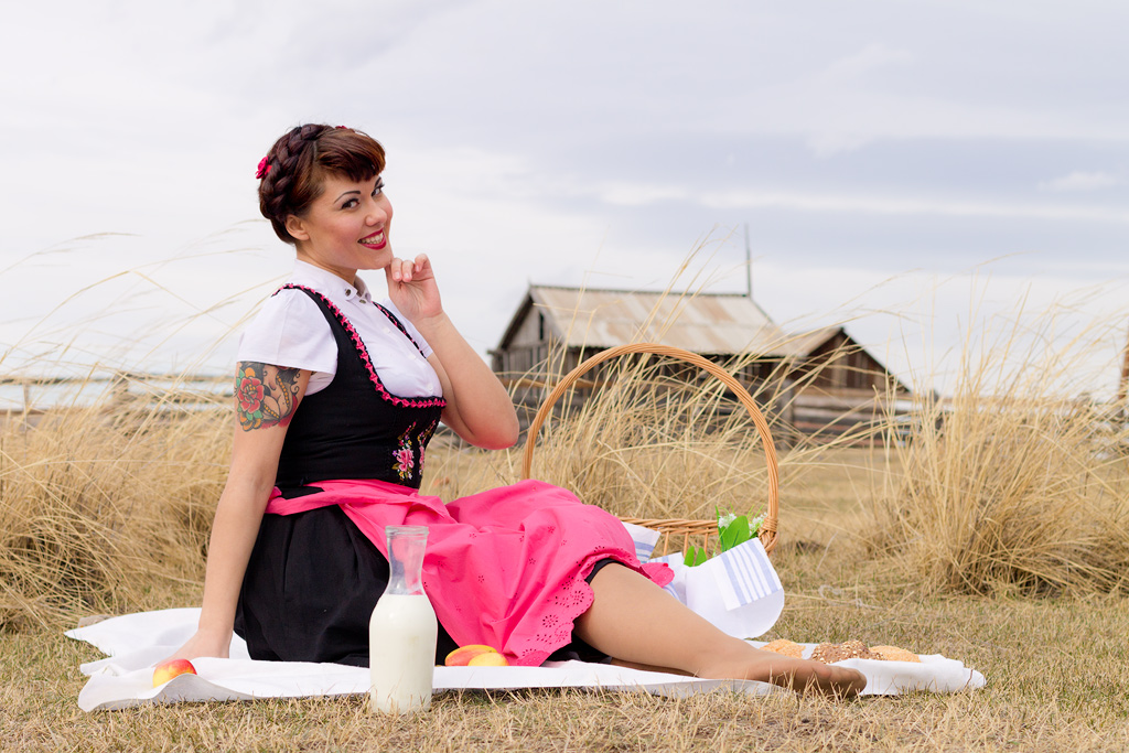 Fraulein Zombina, уличная фотосъёмка, Хакасия Fraulein Zombina, уличная фотосъёмка, Хакасия