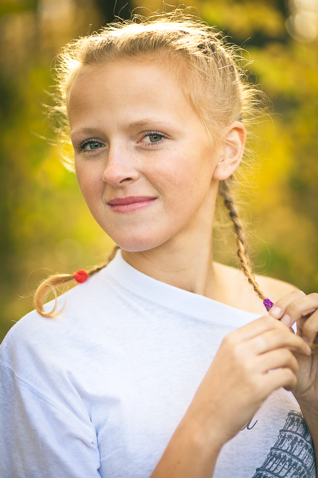 Настя, золотая осень в Хакасии, уличная фотосъёмка Настя, золотая осень в Хакасии, уличная фотосъёмка